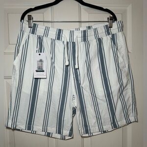 Denim & Flower Ricky Singh Men's Striped Shorts Size XL NWT.